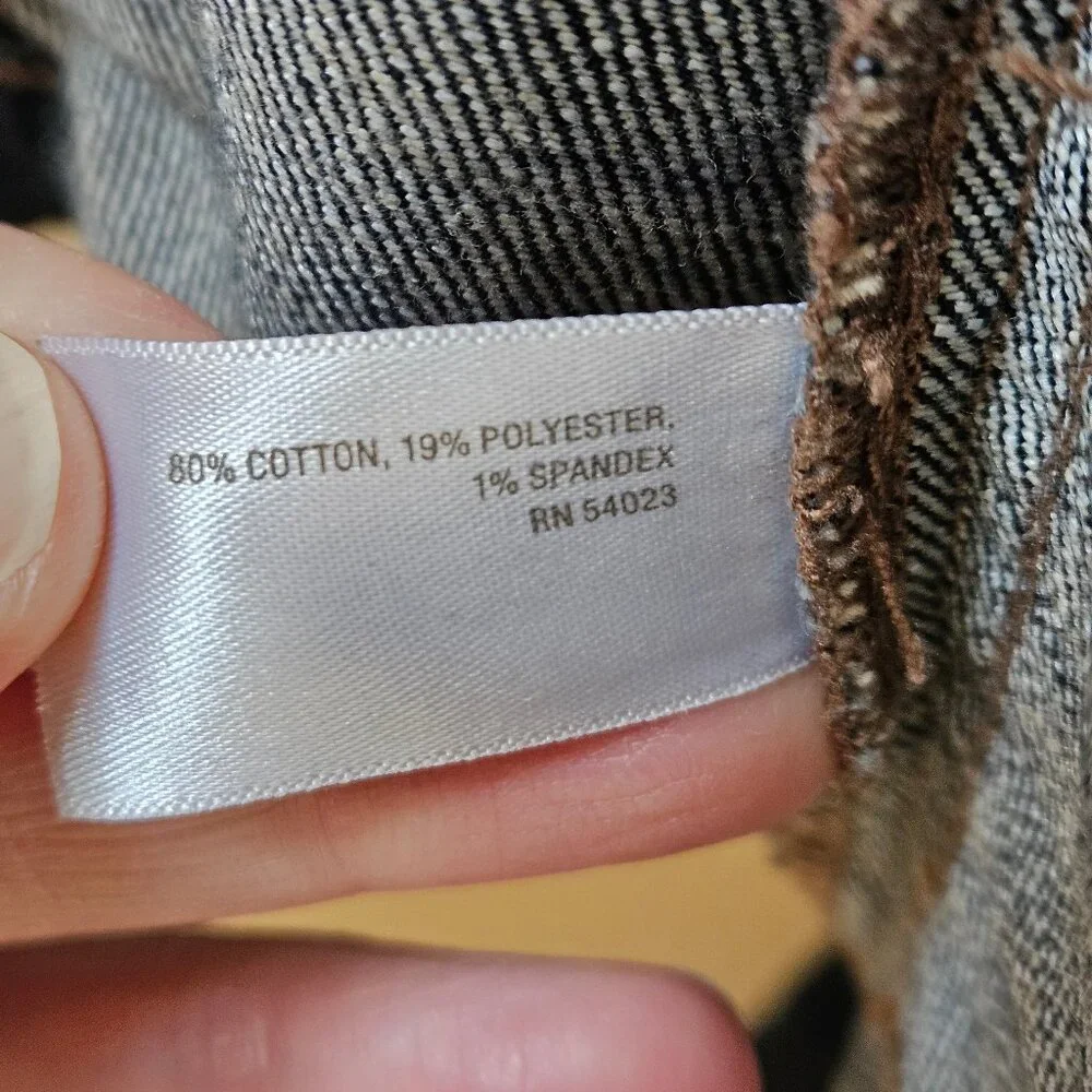 Old Navy Women's Denim/Jean Jacket, Sz Large - Picture 12 of 12